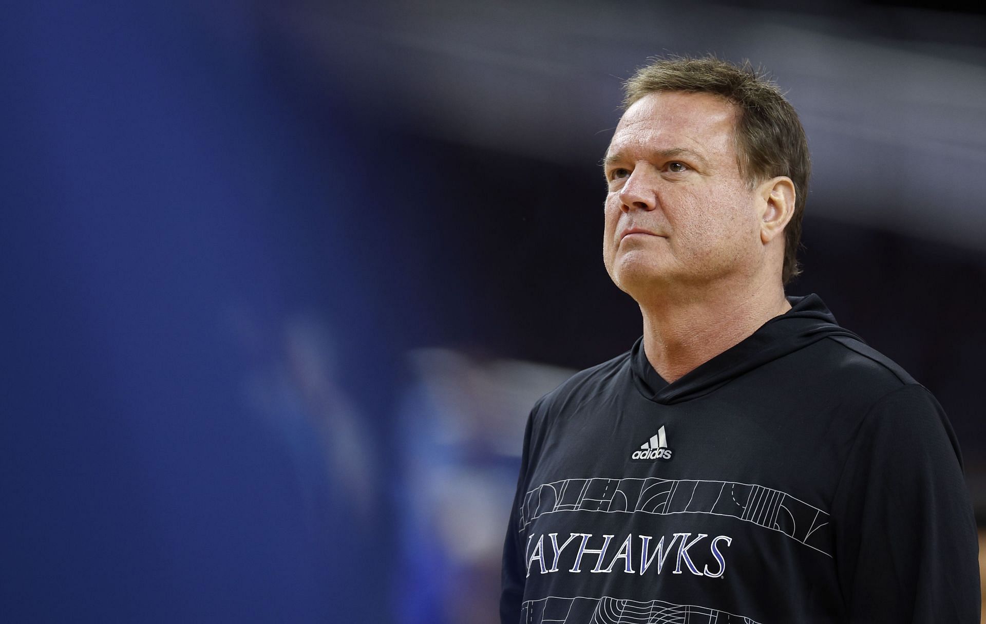Kansas basketball coach Self is expected to recover fully (Image via Getty)