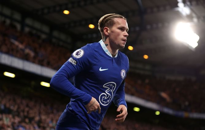 Mykhailo Mudryk responds on social media amid claims that he's unhappy at Chelsea