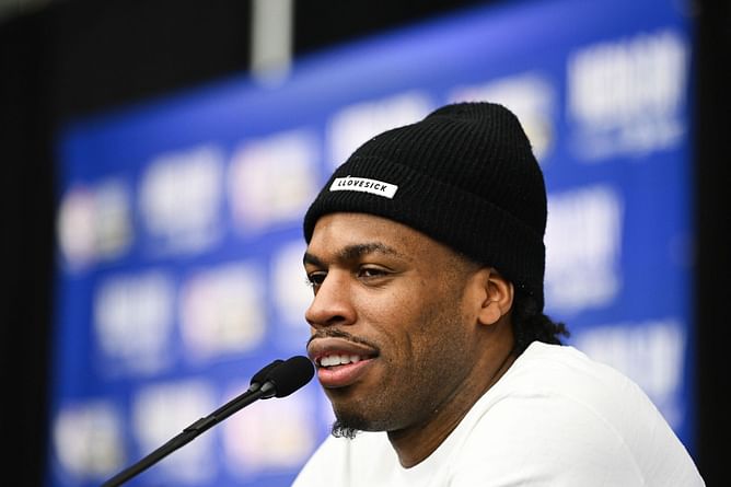 “if he used both fingers he would’ve been fined 50k” – Fans troll NBA after Buddy Hield got fined $25k for flipping