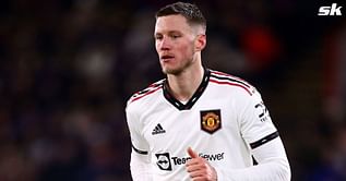 “Just getting rid of Weghorst's finger prints" - Former Liverpool star makes post trolling Manchester United star Wout Weghorst's antics at Anfield