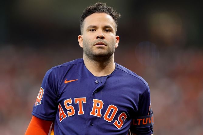 2017 AL MVP Jose Altuve confirms that he see his MLB future with the Houston Astros: "Hopefully...I can stay here for the rest of my career"