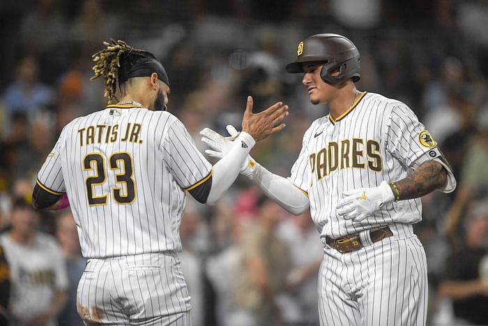 Matt Carpenter's first home run as a Padre ‼️ #BringTheGold