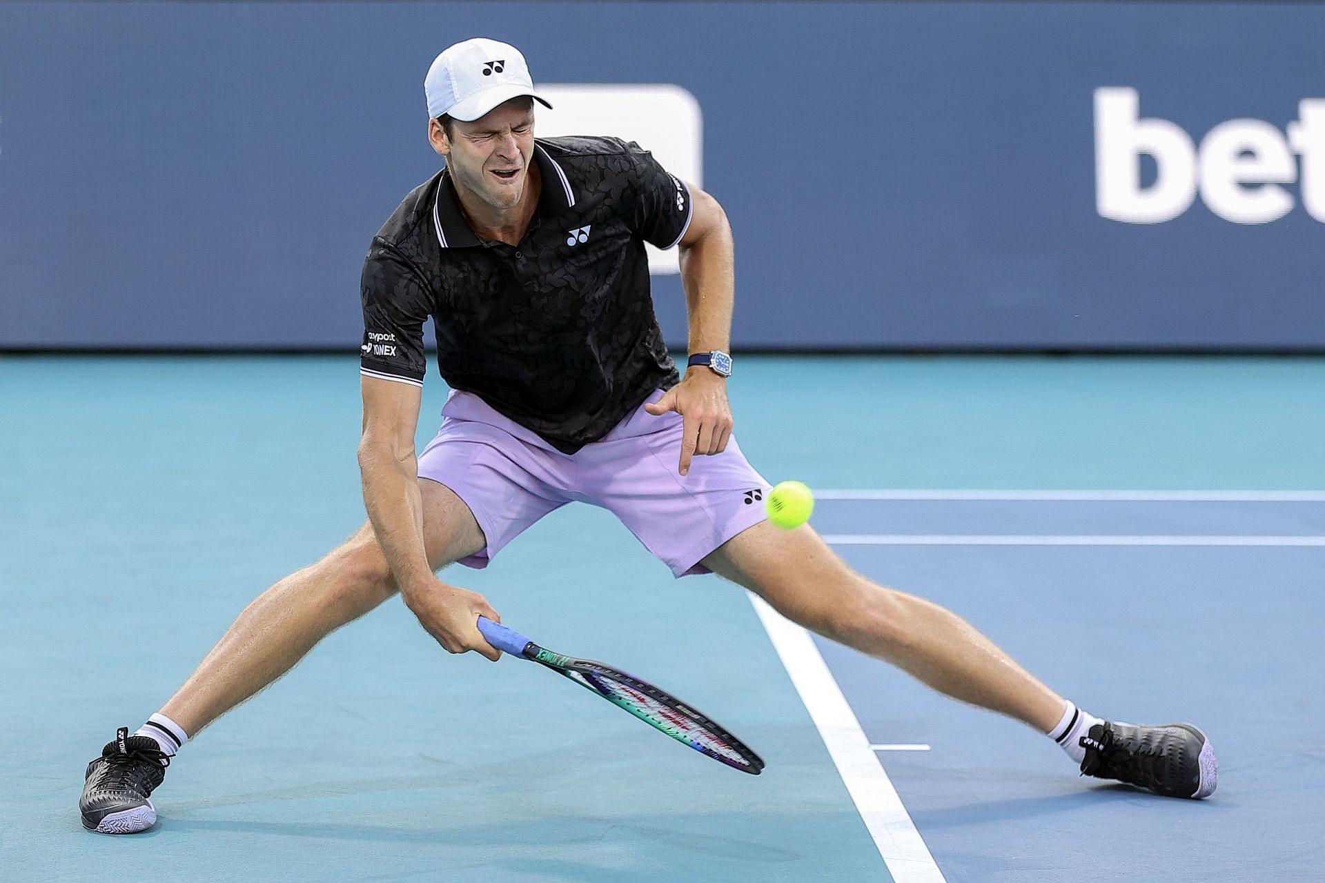 Hubert Hurkacz in action at the Miami Open