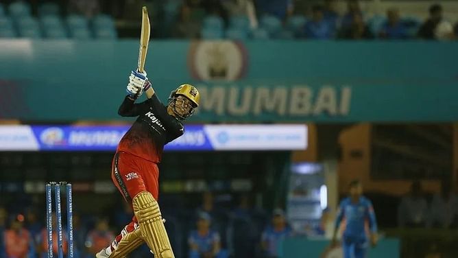 "She should score one 50 at least" - Aakash Chopra on his expectations from Smriti Mandhana in RCB's WPL 2023 clash against MI