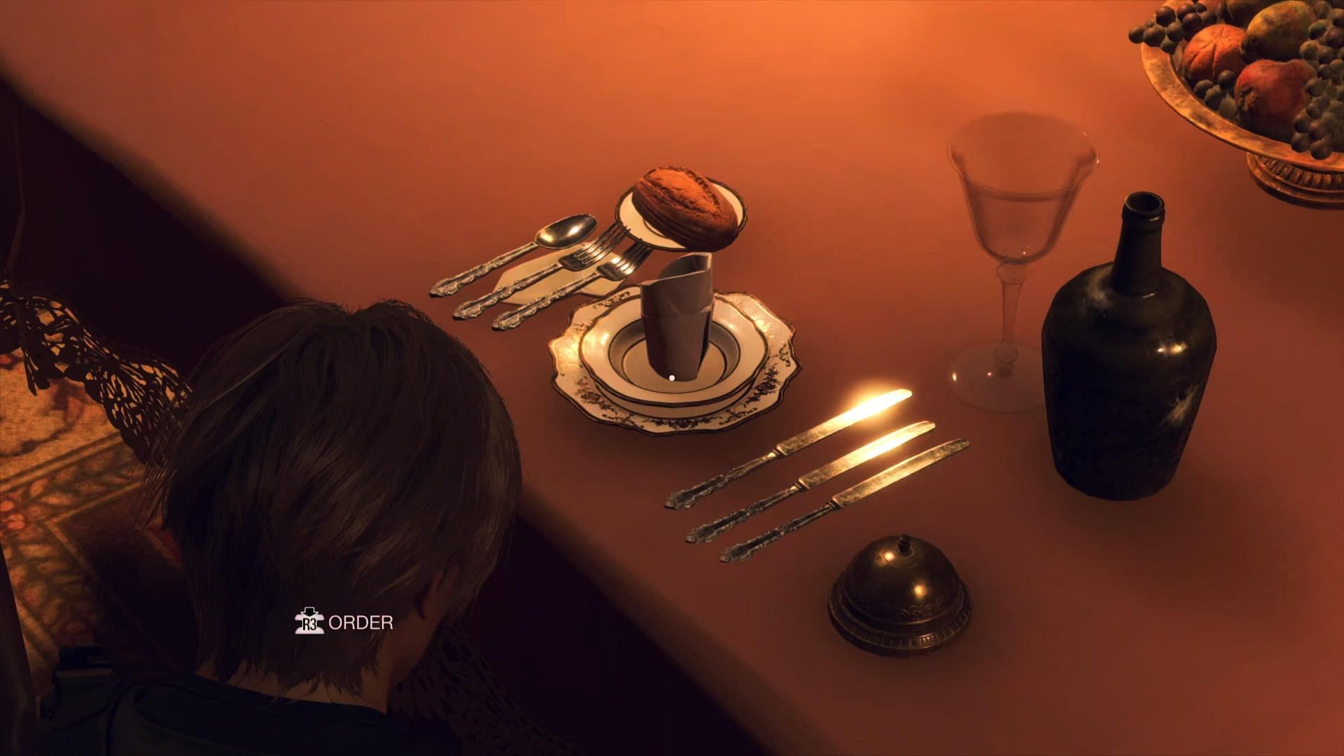 This is the spot to look for in the Dining Room Puzzle of Resident Evil 4 Remake (Image via Capcom)