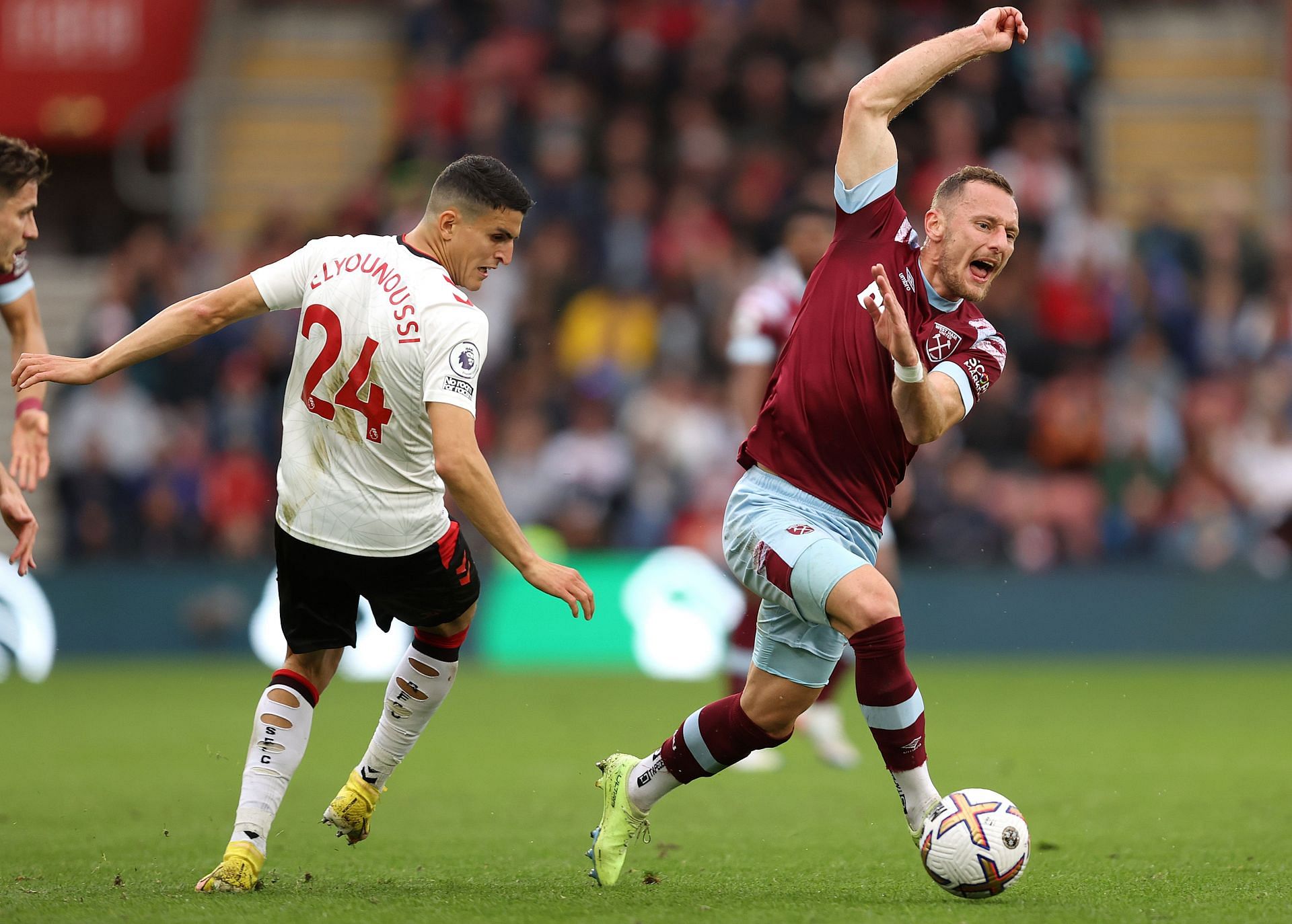 Southampton FC v West Ham United - Premier League