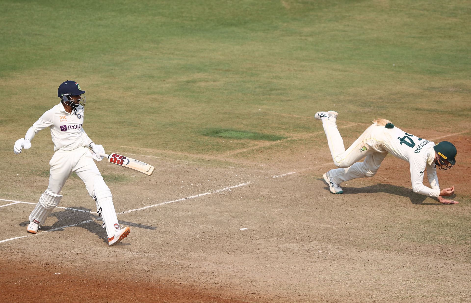 India v Australia - 3rd Test: Day 2