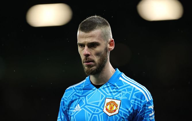 Manchester United monitoring 27-year-old Premier League goalkeeper as competition for David de Gea: Reports