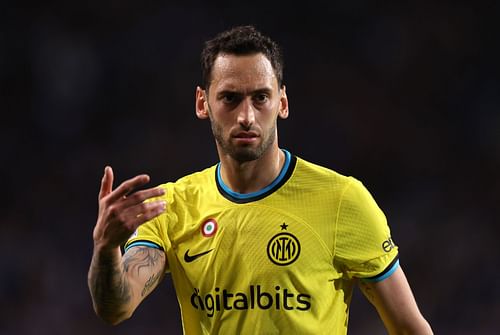 Hakan Calhanoglu said that he still has friends in Milan.