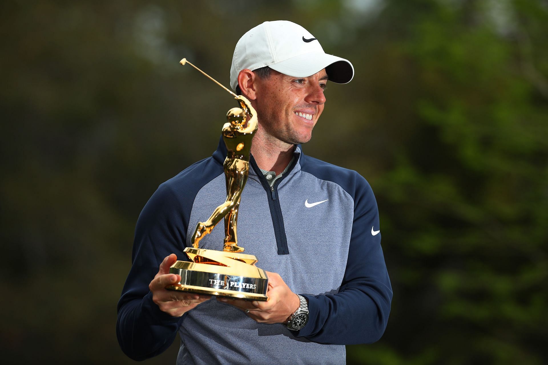 Rory McIlroy with the 2019 PLAYERS Championship trophy