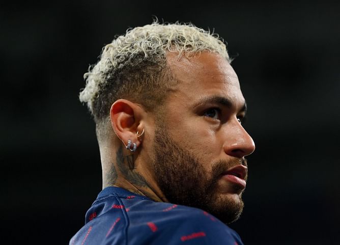 "F*** you, I hate you" - PSG superstar Neymar blasts Brazilian outlet on Twitter, press officer confirms he was hacked