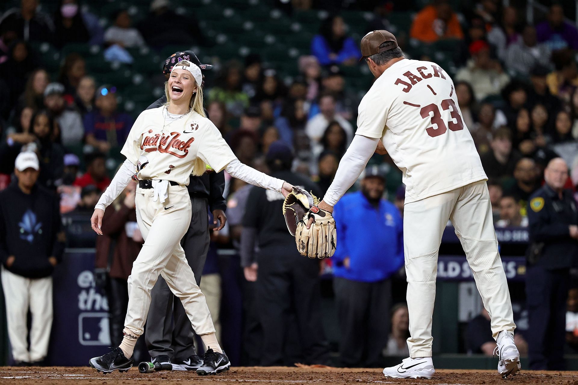 Josie and Jose Canseco at Minute Maid Park in Houston, Texas. (Photo by Bob Levey/Getty Images)