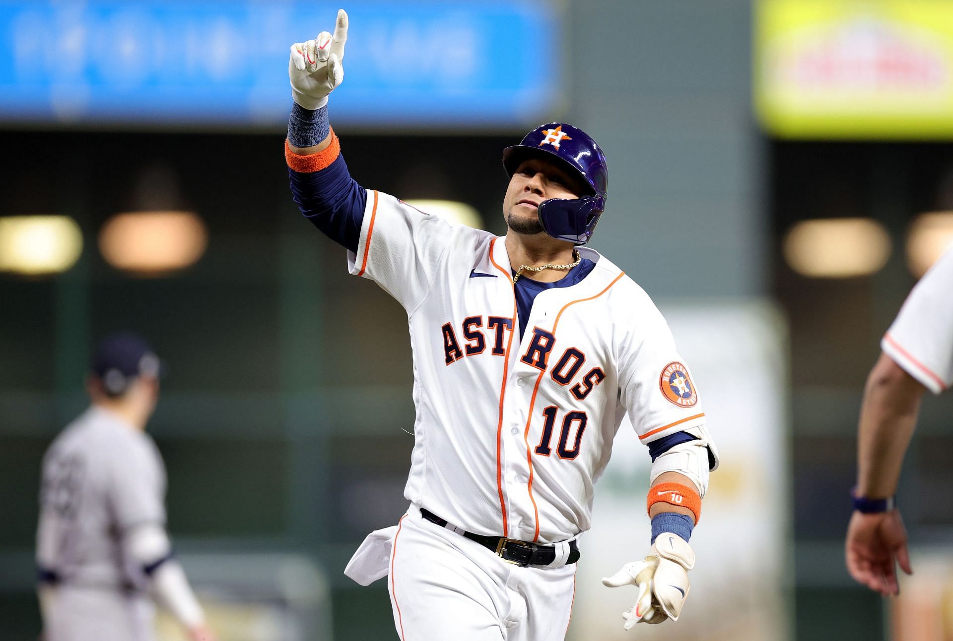 Yuli Gurriel Astros  Baseball, Houston astros, Houston astros logo