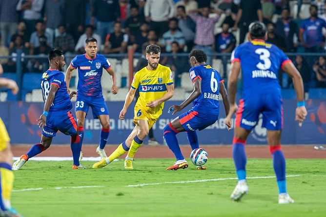 Bengaluru FC 1-0 Kerala Blasters FC [a.e.t]: Chhetri puts Blues ahead with quick free-kick before Tuskers forfeit ISL 2022-23 knockout tie in protest