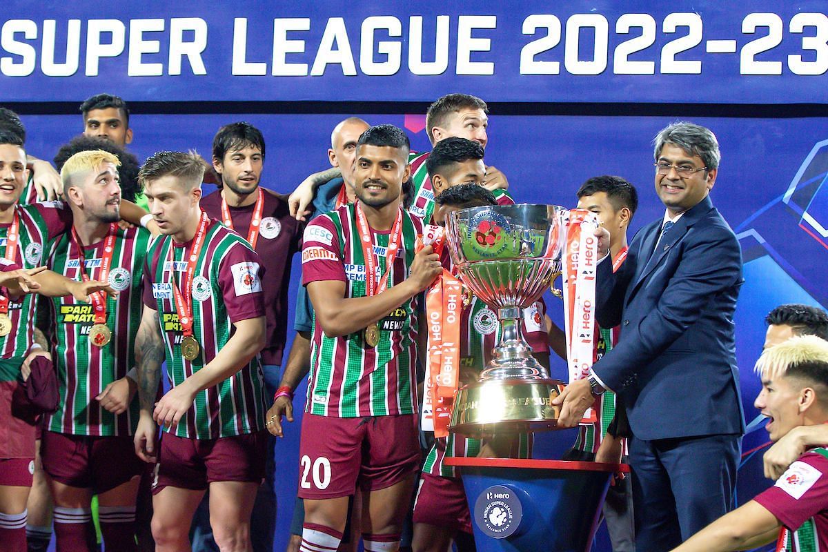 The Mariners won their maiden ISL trophy today (Image courtesy: ISL Media)