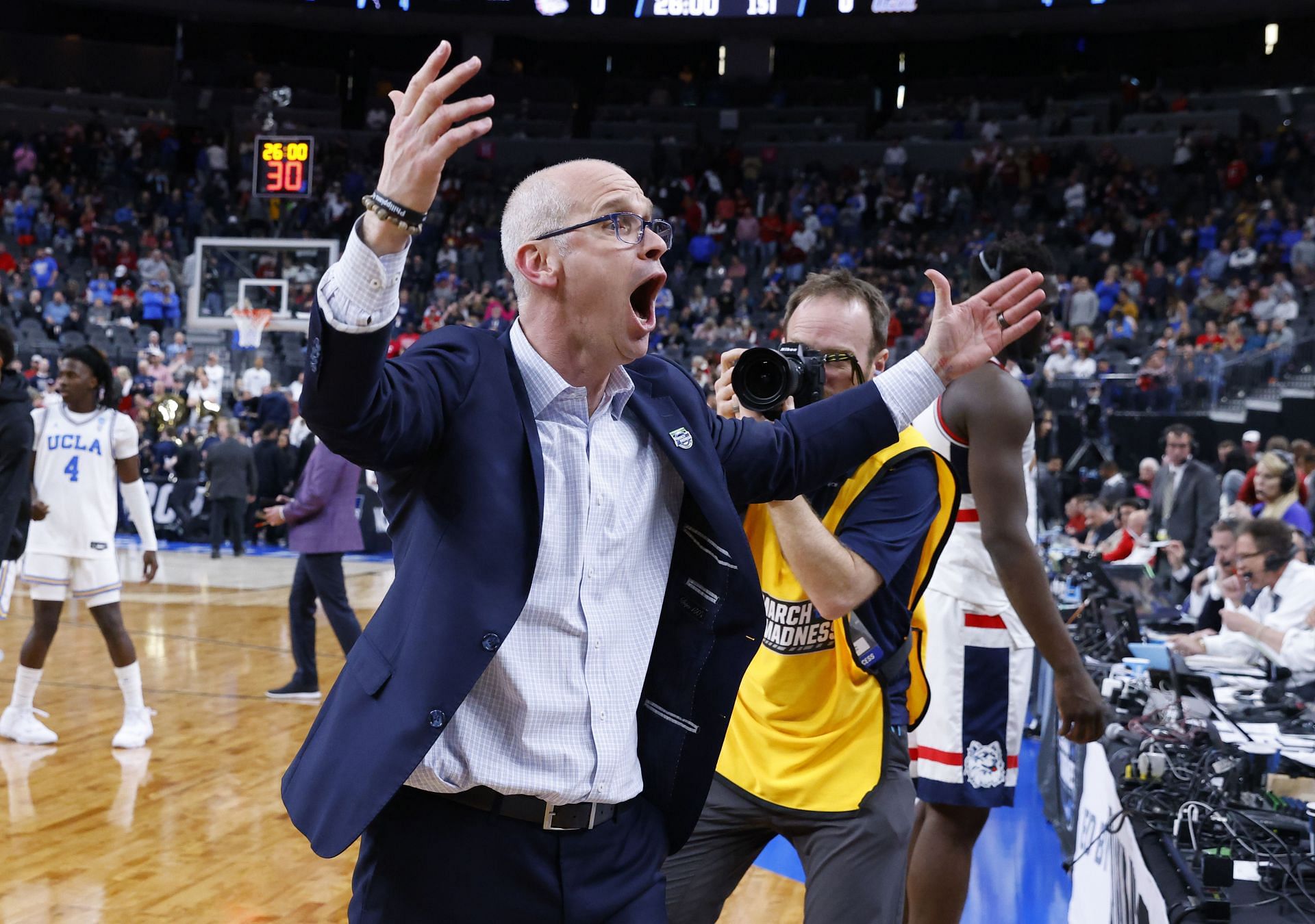 Bobby Hurley speaks out on brother Dan Hurley winning NCAA title with UConn  basketball