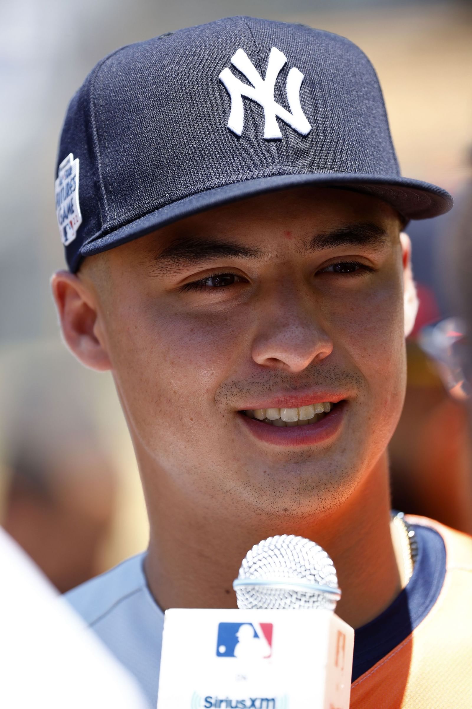 Derek Jeter applauds Anthony Volpe after rookie named New York Yankees