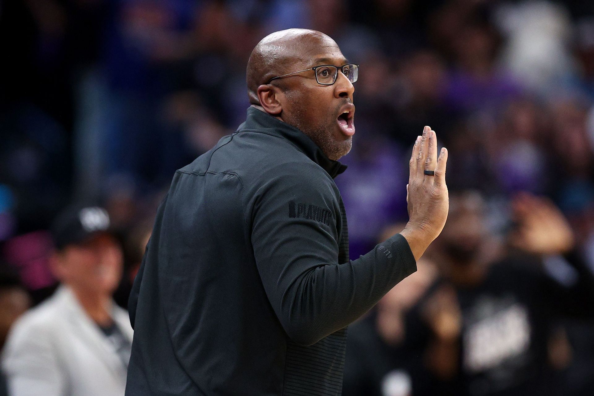 Sacramento Kings coach Mike Brown