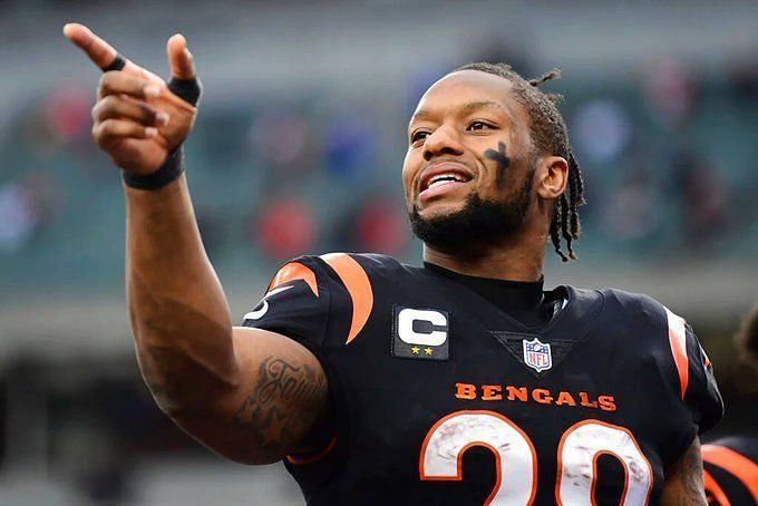 Police refile aggravated menacing charge against Bengals running back Joe  Mixon