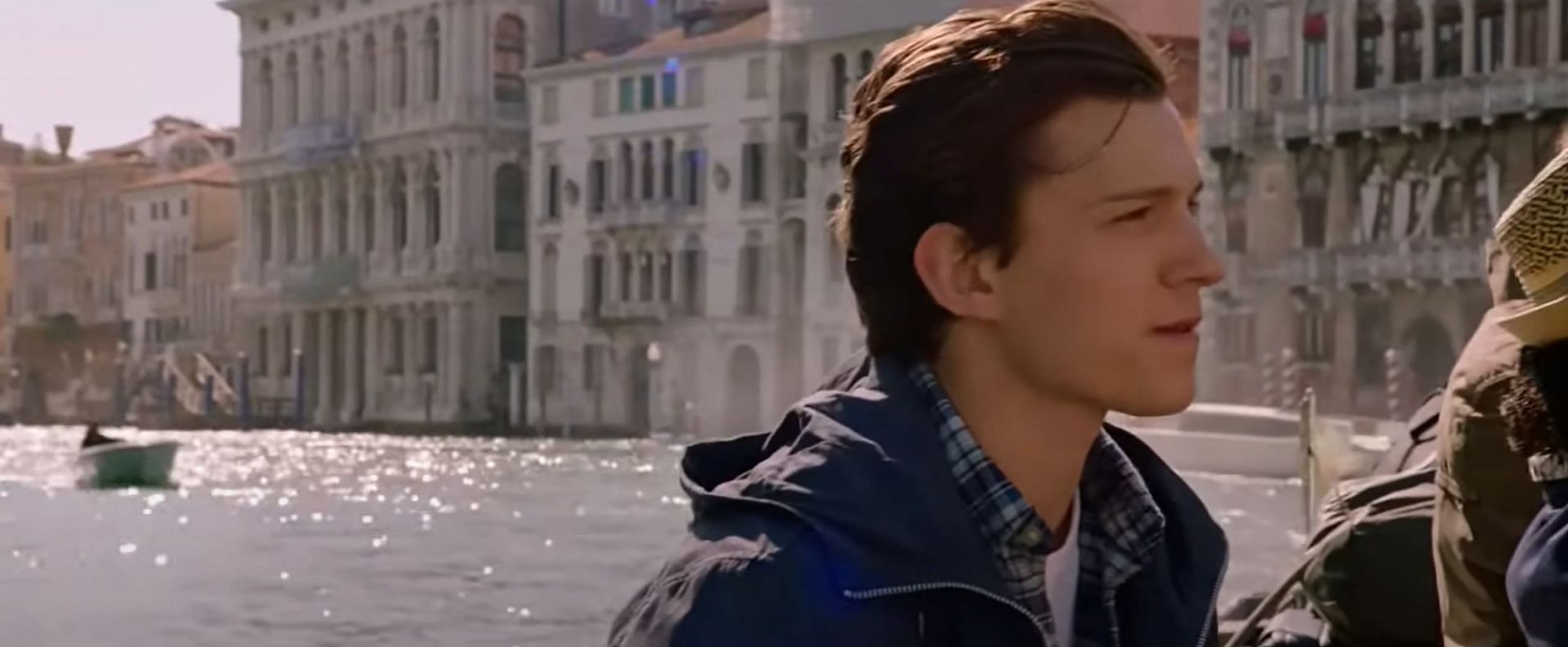 Peter Parker with classmates in Venice (Image via Marvel)