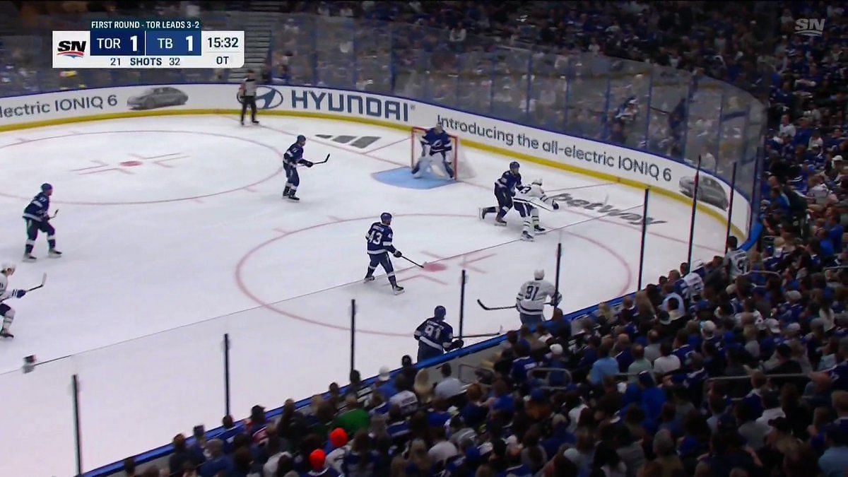 Tampa Bay Lightning on X: .@AmalieArena went absolutely nuts for