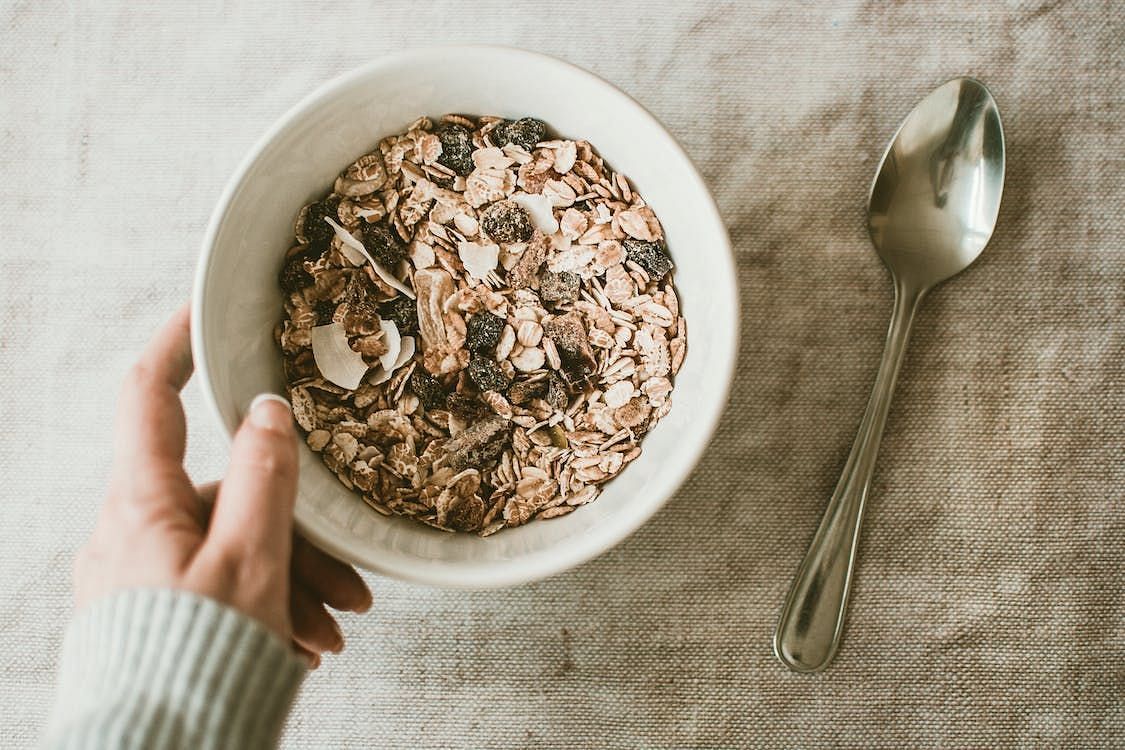 Low carb cereals can be a good option for people trying to maintain weight (Image via Pexels/Lisa Fotios)