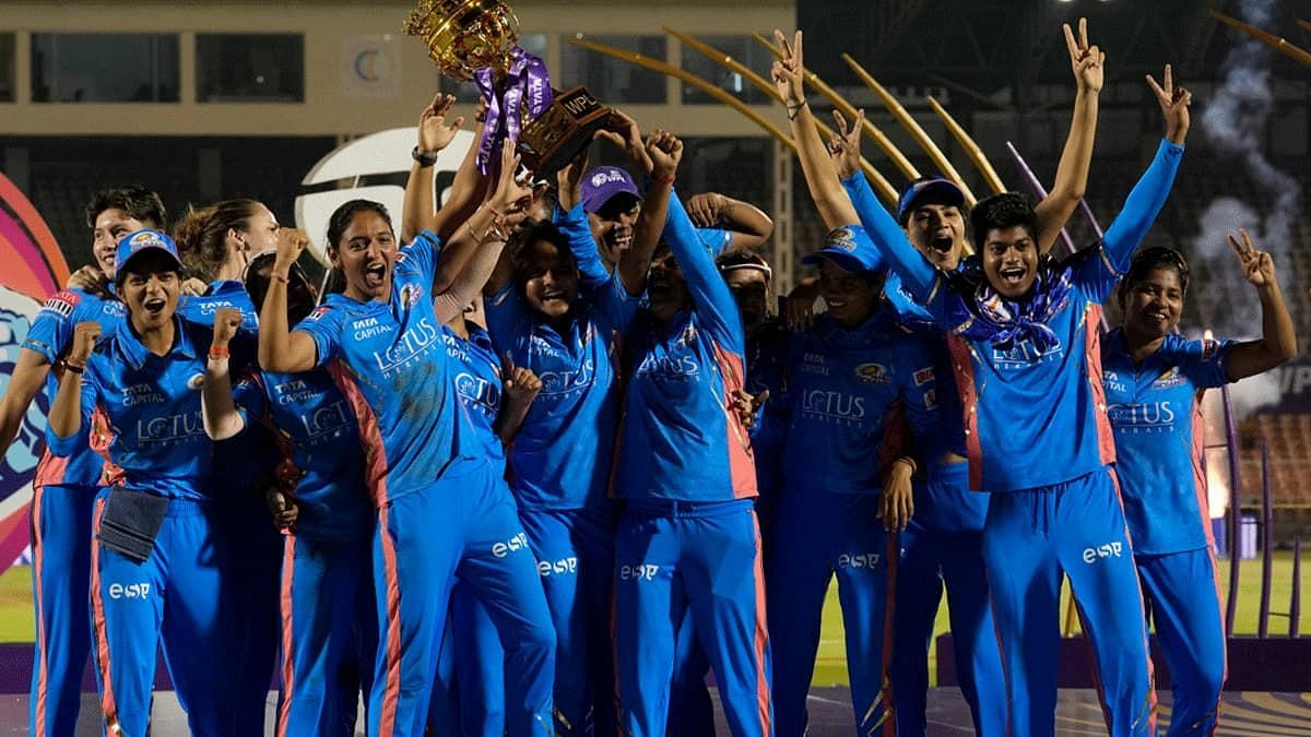 WPL का उद्धघाटन संस्करण मुंबई इंडियंस महिला टीम ने जीता था 