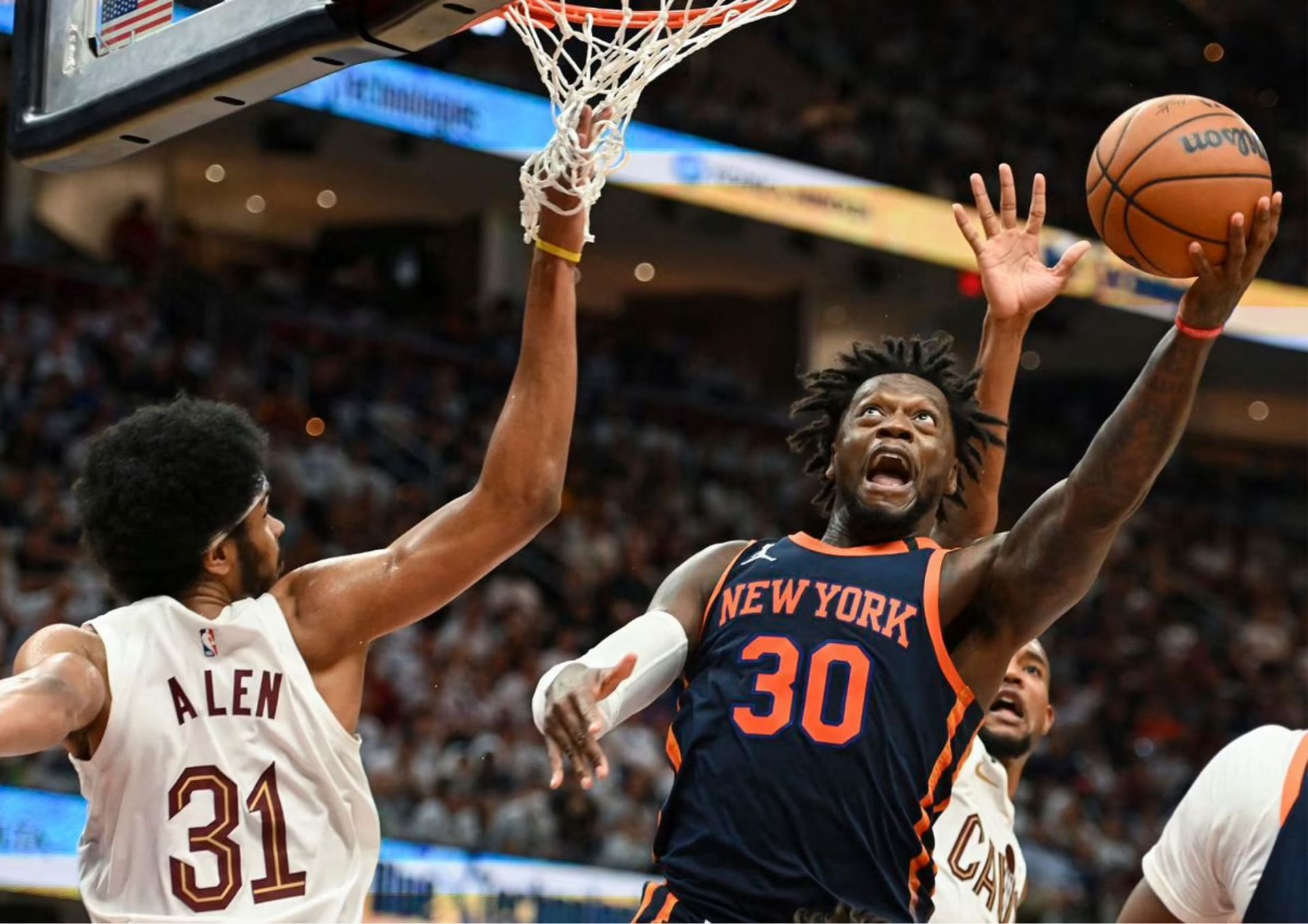 Julius Randle will play for the New York Knicks in Game 2 of their series with the Cleveland Cavaliers. 