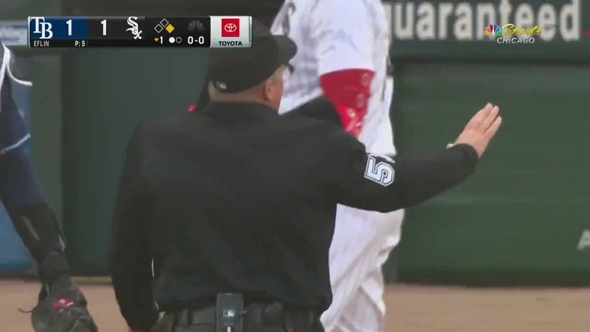 Chicago White Sox fans react to manager Pedro Grifol being ejected by same  umpire for second straight game: Someone's got a pulse on the south side