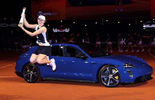 Swiatek at the 2023 Porsche Tennis Grand Prix.