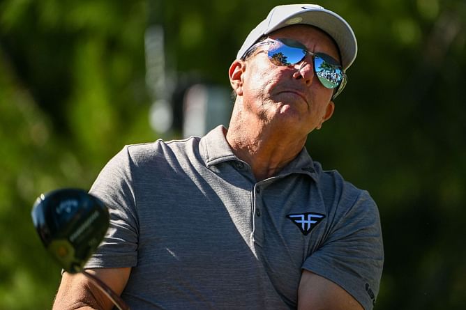 What happened to Phil Mickelson? A look at the golfer's performance at LIV Golf Adelaide