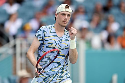 Stefanos Tsitsipas will face Denis Shapovalov next at the 2023 Barcelona Open.