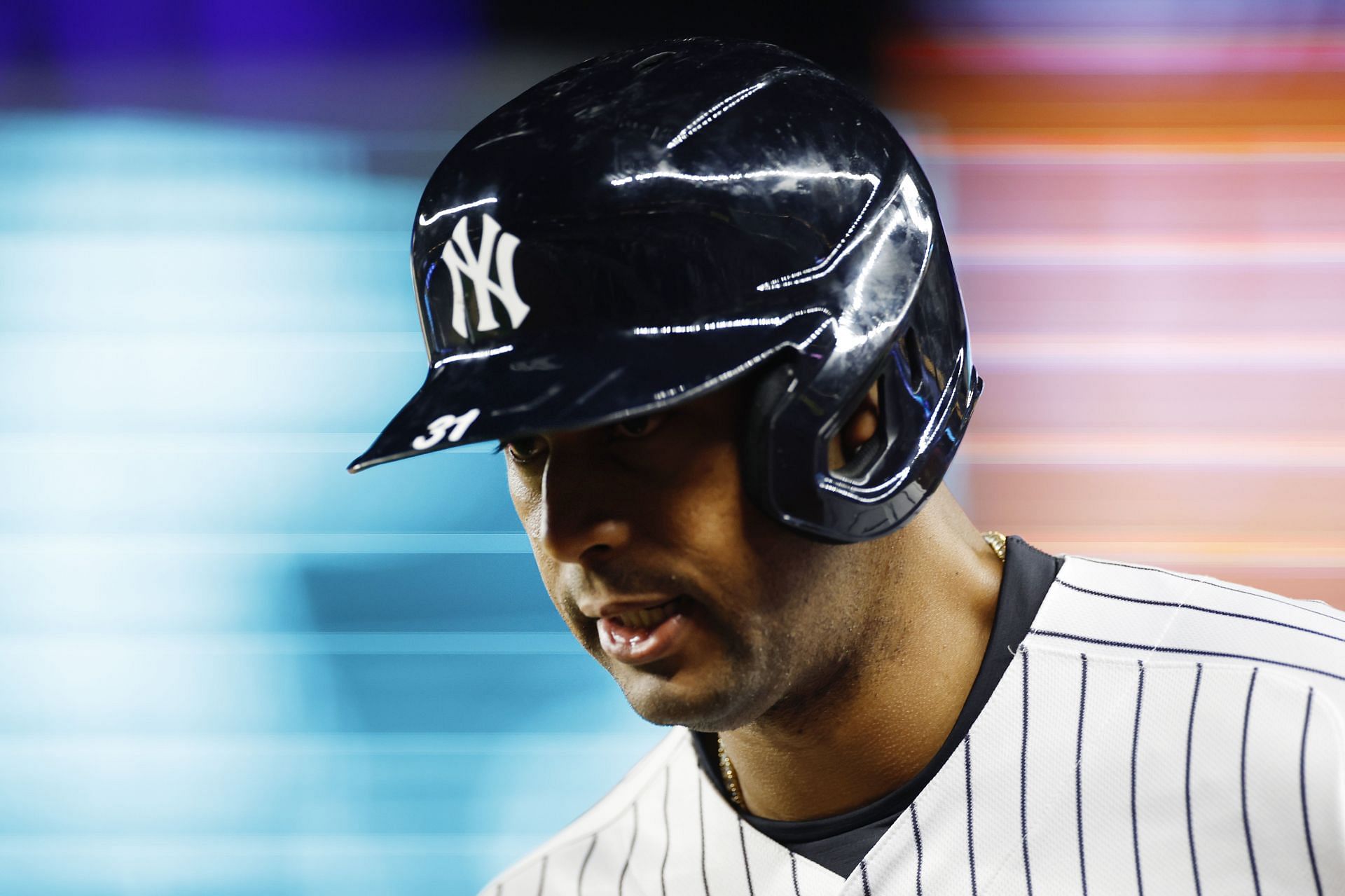 New York Yankees OF Aaron Hicks Reacts to Being Benched After