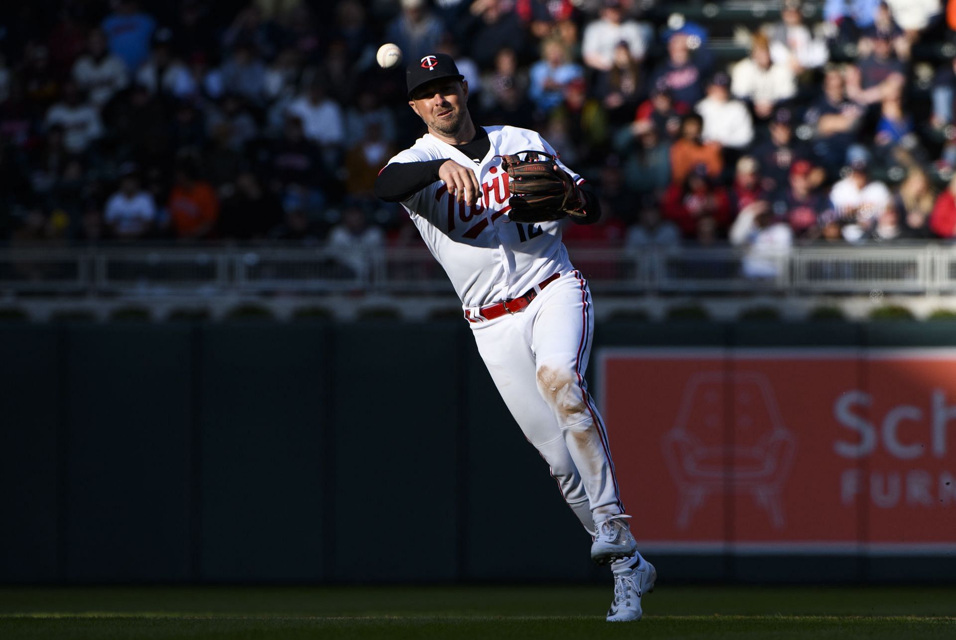 Minnesota Twins' Kyle Farmer needs surgery after being hit in face by pitch