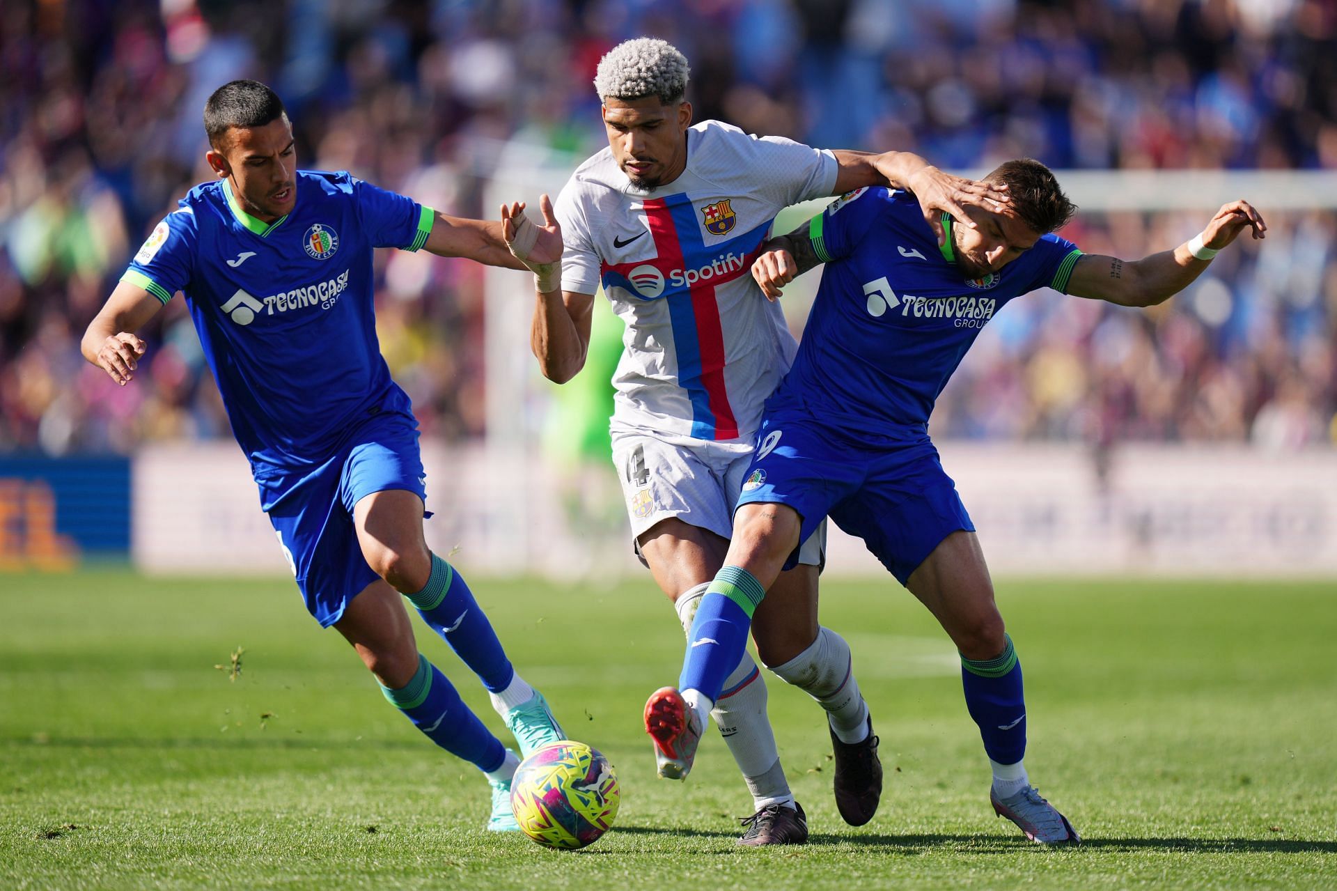 Getafe CF v FC Barcelona - LaLiga Santander