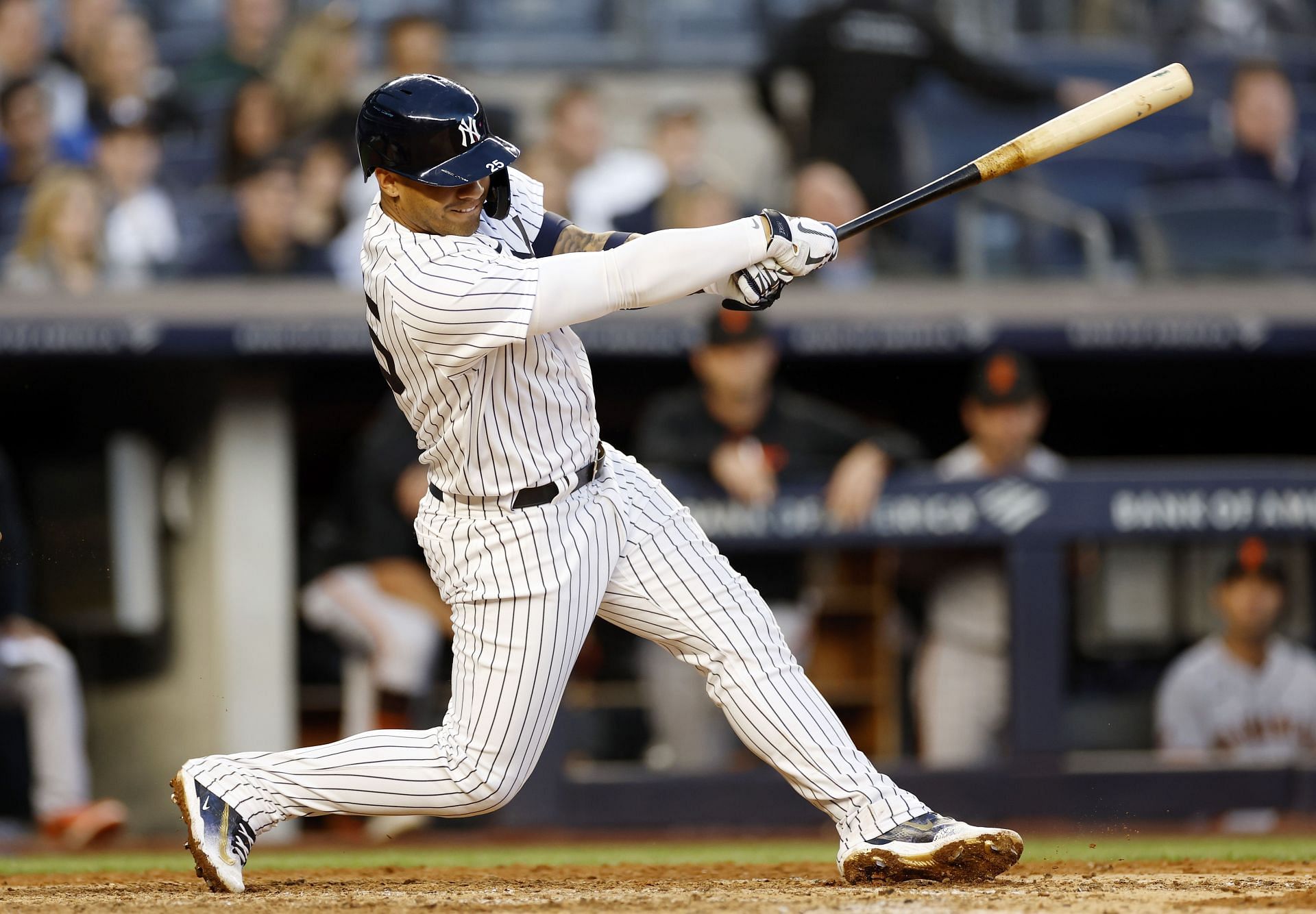 Gleyber Torres at bat during the eighth inning against the San Francisco Giants at Yankee Stadium