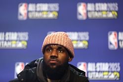 LeBron James makes hypocritical move with Twitter ‘Blue Check’ after tweeting he won’t be paying $5 for it