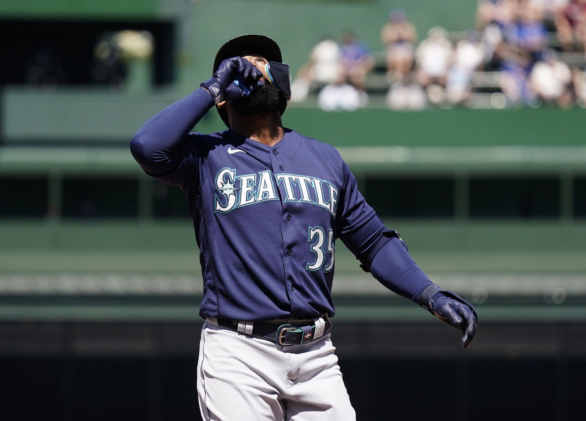 Teoscar Hernandez Trade Rumors: Top 3 landing spots for highly sought after  Seattle Mariners star