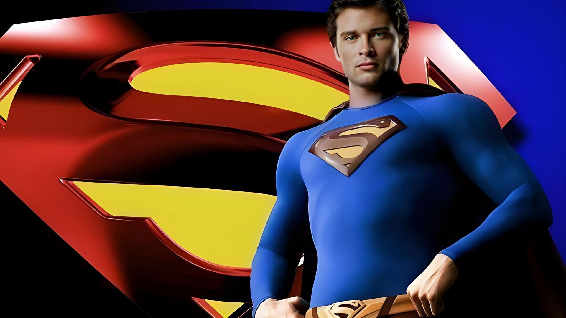 Tom Welling&#039;s Superman costume in the TV series Smallville was designed to showcase the character&#039;s evolution. (Image via DC)