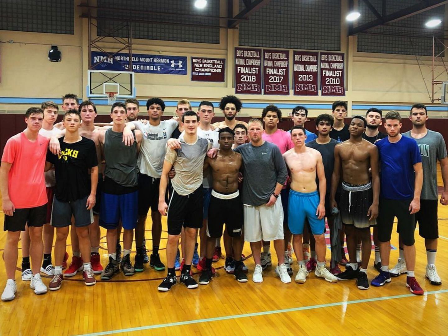 Mike Yagmin (Gray Nike shirt and dirty white shorts) Photo: John Carroll/Instagram