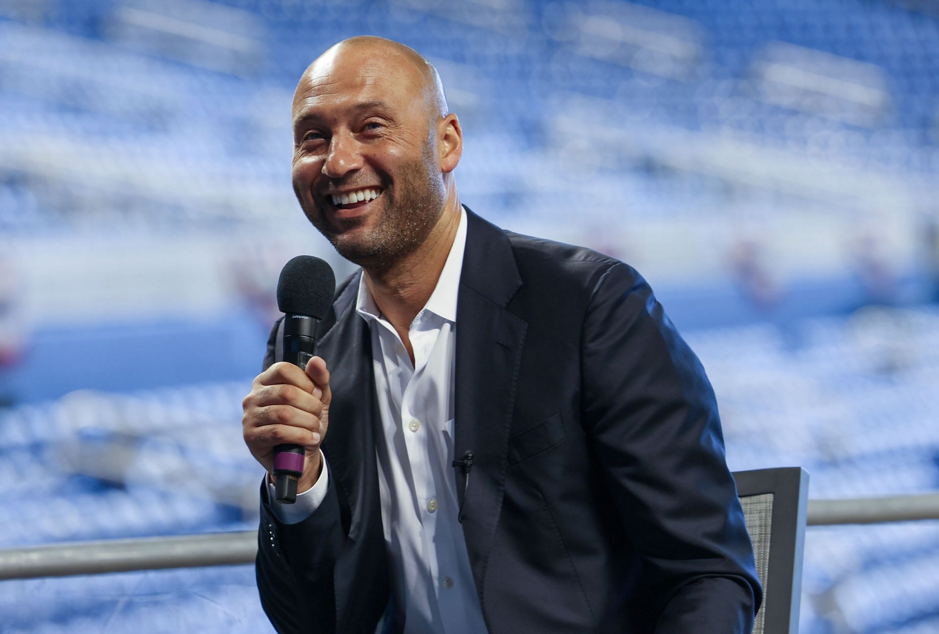 Derek Jeter Shoots Down Infamous One-Night Stand Rumor: 'Never