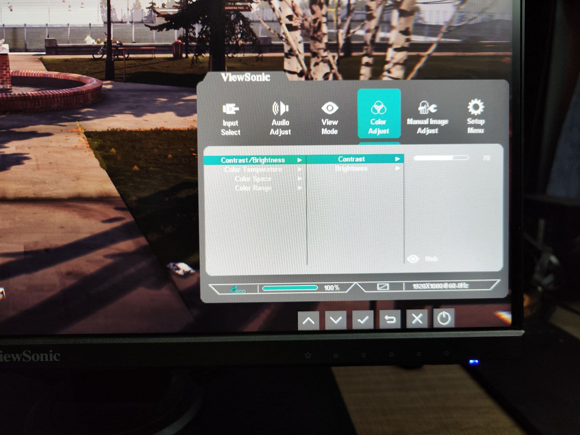 The ViewSonic XG2431 packs standard on-display controls (Image via Sportskeeda)