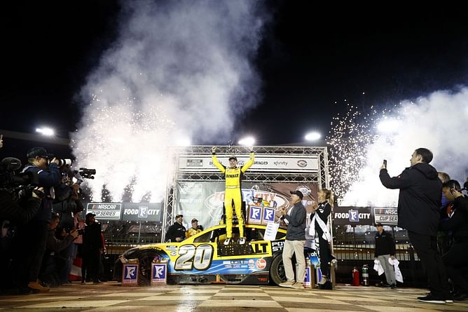 Who won NASCAR’s Bristol Dirt Race?