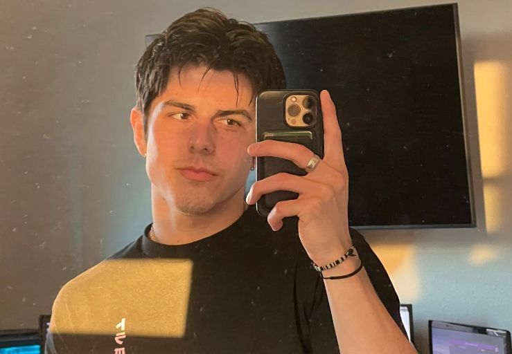 Frost's Profile, Net Worth, Age, Height, Relationships, FAQs