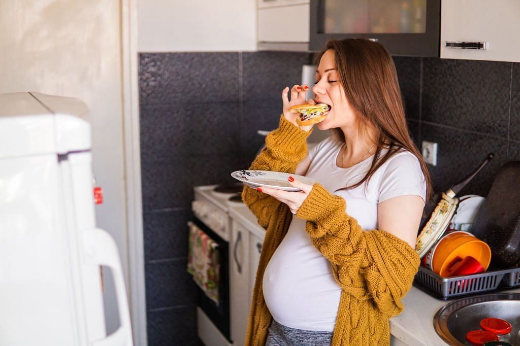 Pregnancy cravings (Image via iStockPhoto)