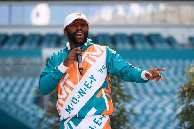 WATCH: Floyd Mayweather shows unreal car collection