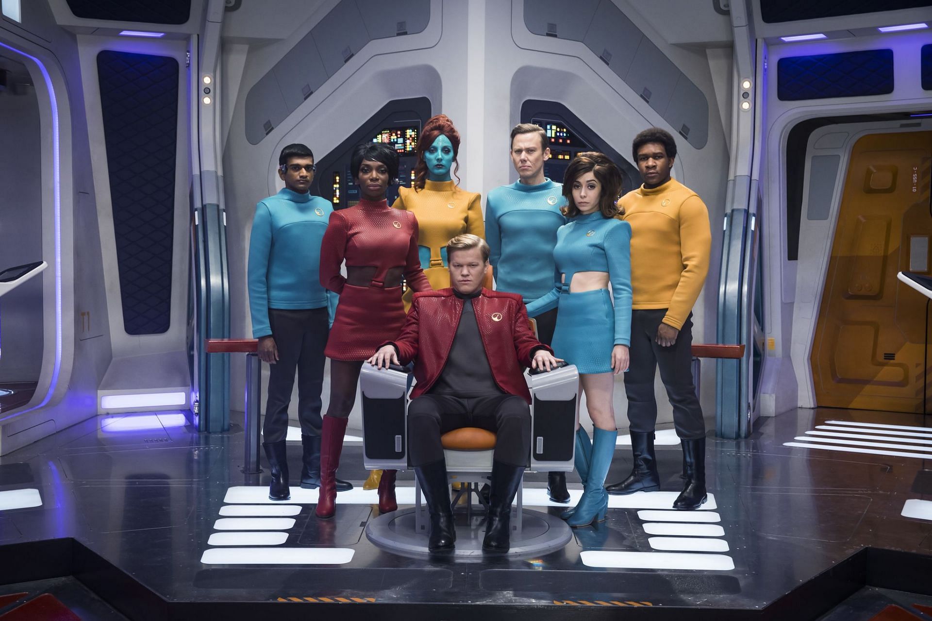 Captain Daly (Jesse Plemons) in his Star Trek-inspired virtual reality game in an episode of Black Mirror (Image via Netflix)