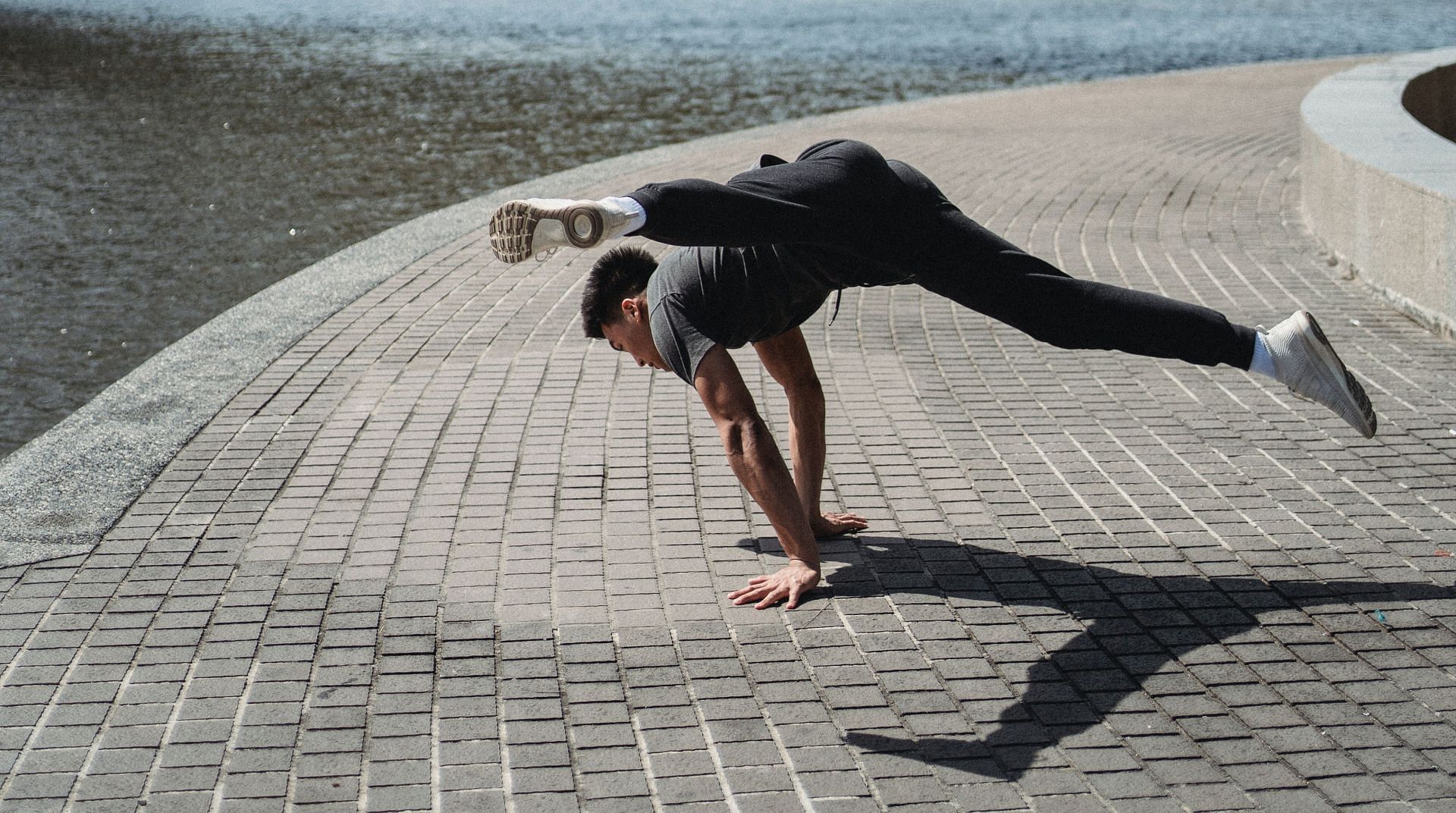 Foam rolling can also help improve flexibility and the overall mobility of your joints and muscles (Image via Pexels)