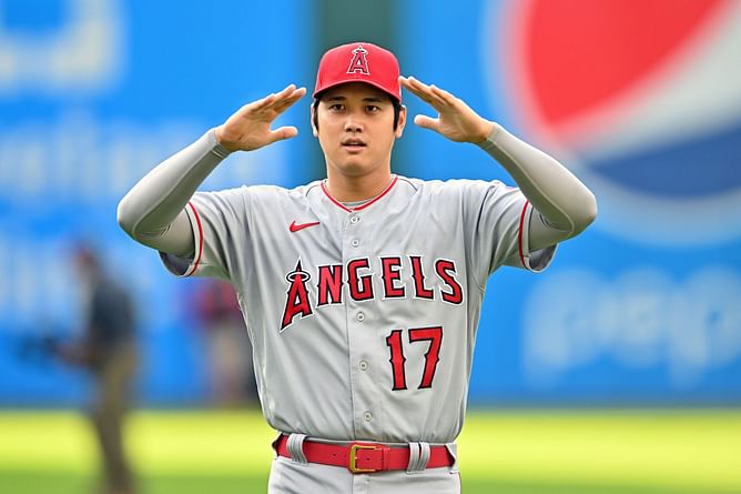 MLB analyst predicts Shohei Ohtani's future home will not be far from his current one: "I see him with Dodgers or Padres who spend money"
