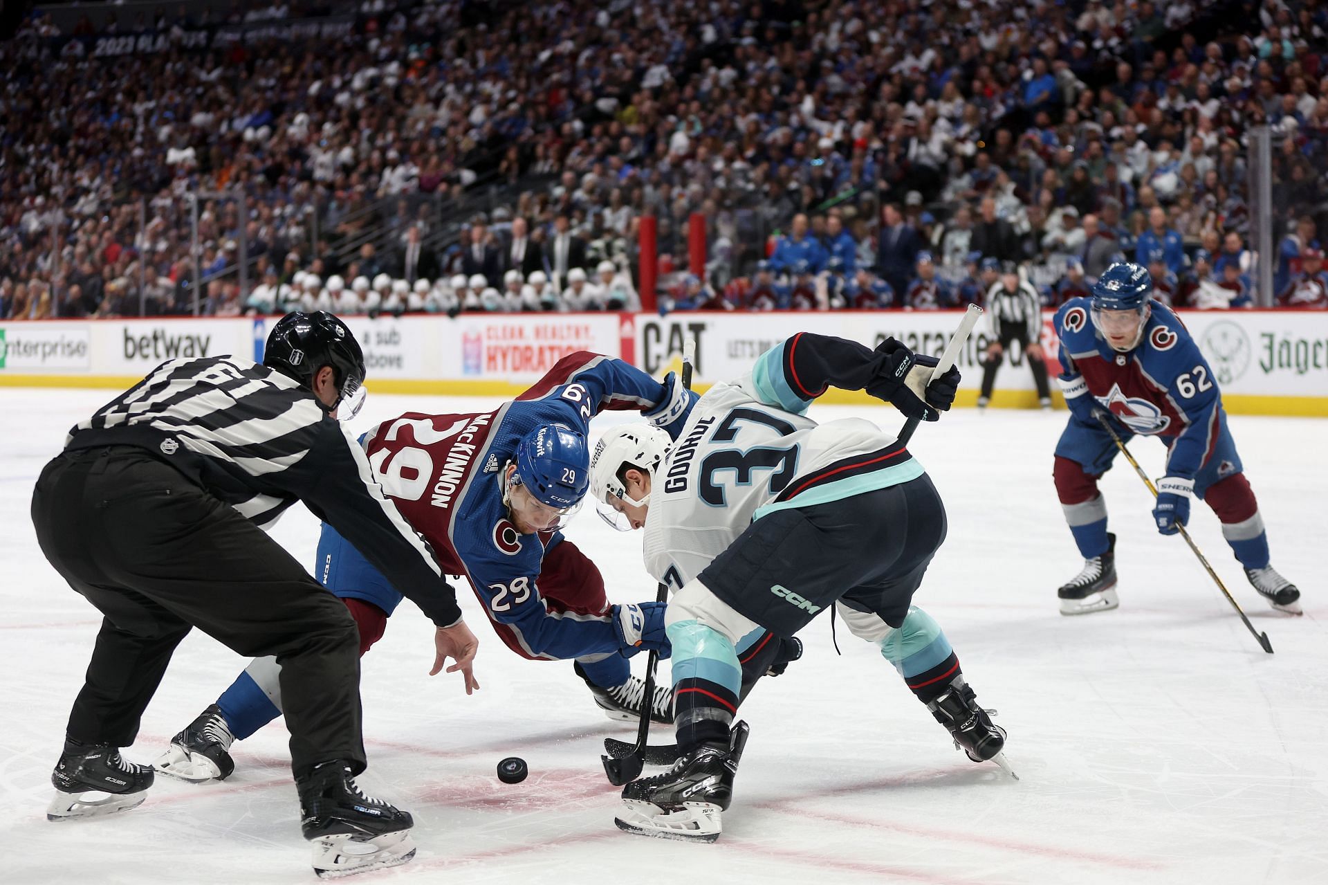 Avalanche tame Kraken to force Game 7